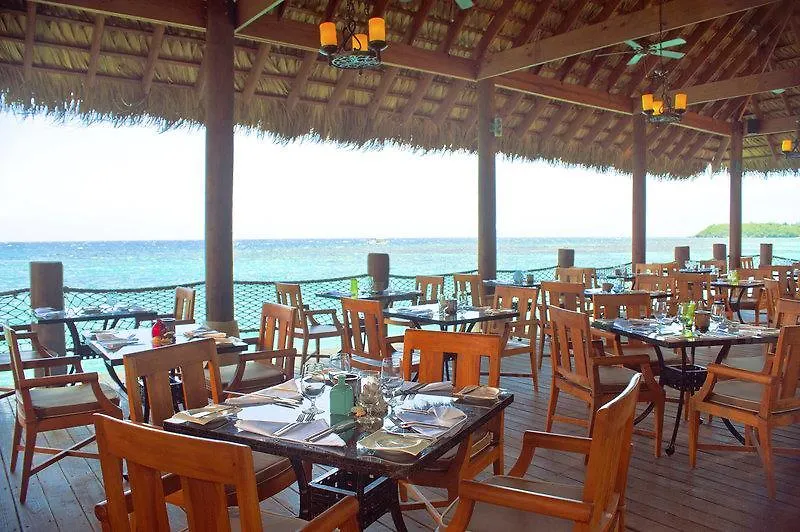 Kontakt z Sandals Grande Riviera Beach & Villa Golf Resort