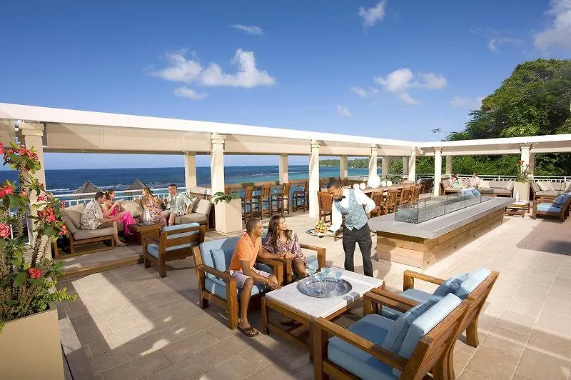 Sandals Grande Riviera Beach & Villa Golf Resort Ocho Rios